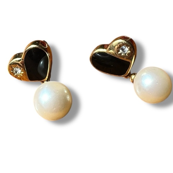 Enameled Black and gold Rhinestone Heart Pearl Drop Post Earrings - Picture 4 of 5
